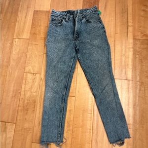 Levi’s 550 Jeans Washed Out Gray / Blue Denim W28L32